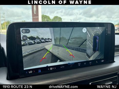 Certified 2025 Lincoln Aviator AWD image 21