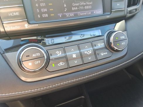 Used 2015 Toyota RAV4 XLE w/ Preferred Accessory Package FWD image 33