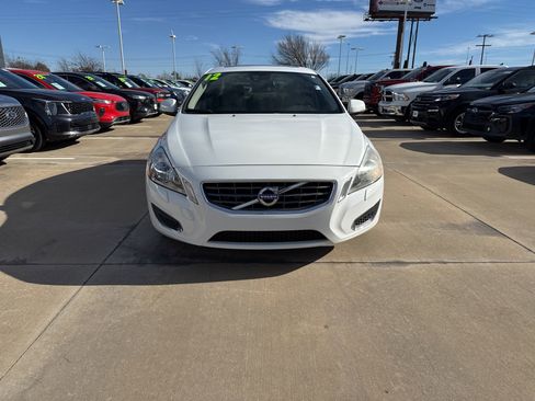 Used 2012 Volvo S60 T5 image 4