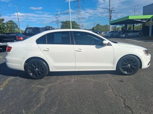 Used 2012 Volkswagen Jetta SE FWD image 5