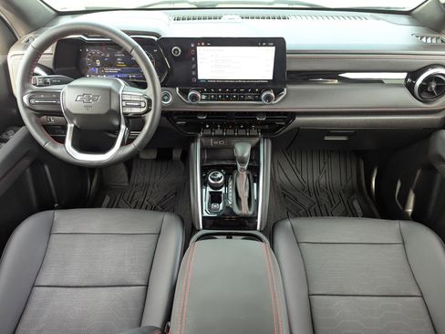 Certified 2024 Chevrolet Colorado Z71 w/ Z71 Convenience Package 2 image 14