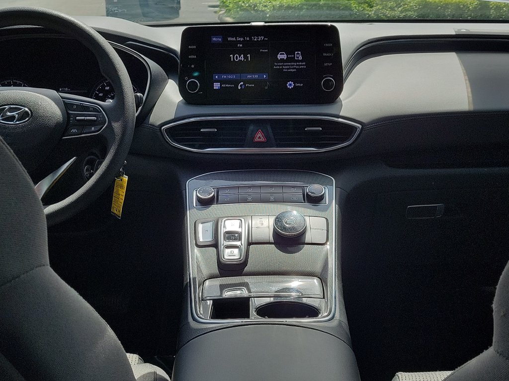 Used 2022 Hyundai Santa Fe SE FWD image 15
