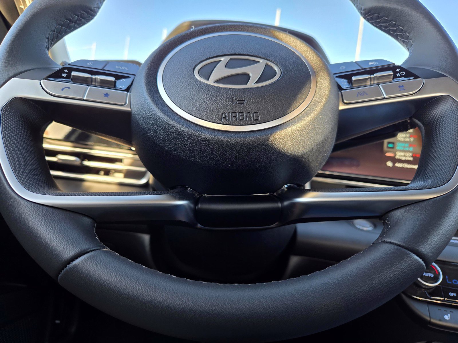 New 2026 Hyundai Elantra Limited FWD image 20