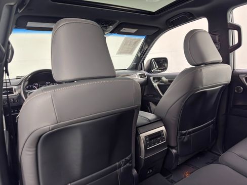 Used 2023 Lexus GX 460 Premium image 37