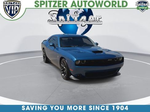 Used 2021 Dodge Challenger R/T Scat Pack w/ Scat Pack Stripe RWD image 2