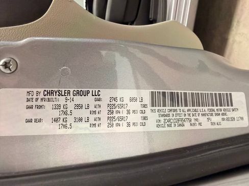 Used 2015 Chrysler Town & Country Touring-L w/ Driver Convenience Group FWD image 41