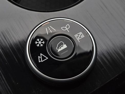 New 2026 Nissan Rogue SV image 28