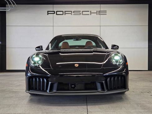 Certified 2026 Porsche 911 Targa 4 GTS AWD/4WD image 27
