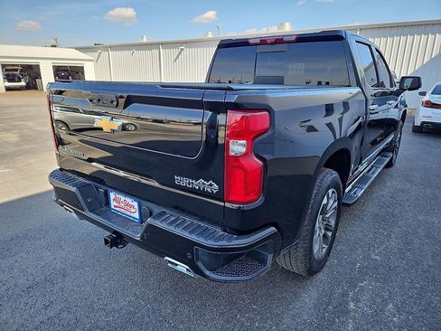 Used 2024 Chevrolet Silverado 1500 High Country w/ Technology Package image 7
