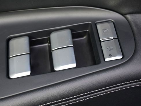 New 2026 Lincoln Navigator Reserve AWD/4WD image 24
