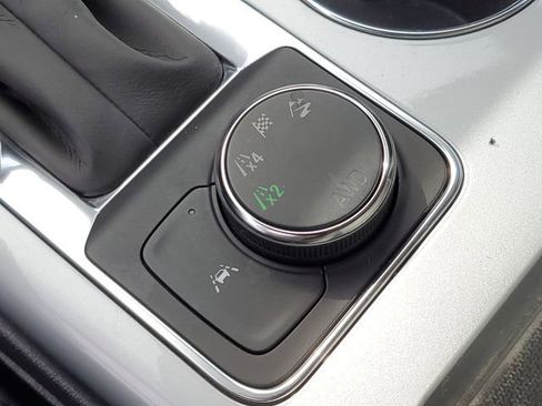 Used 2024 Chevrolet Blazer LT w/ Convenience Package image 36