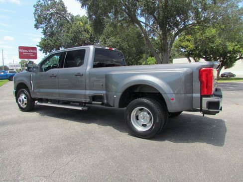 Used 2024 Ford F350 XLT AWD/4WD image 7