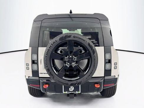 New 2026 Land Rover Defender 110 X AWD/4WD image 6