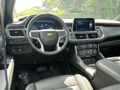 Used 2022 Chevrolet Tahoe LT w/ LT Signature Plus Package RWD image 20