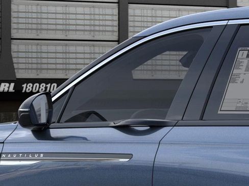 New 2026 Lincoln Nautilus Premier image 20