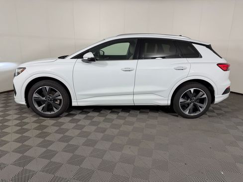 Used 2022 Audi Q4 e-tron Premium AWD/4WD image 2