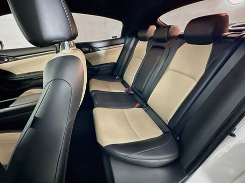 Used 2018 Honda Civic Sport Touring image 27