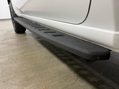 Used 2023 Chevrolet Silverado 2500 LT image 15