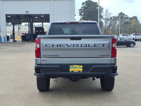 New 2026 Chevrolet Silverado 1500 Custom Trail Boss w/ Dark Appearance Package image 6