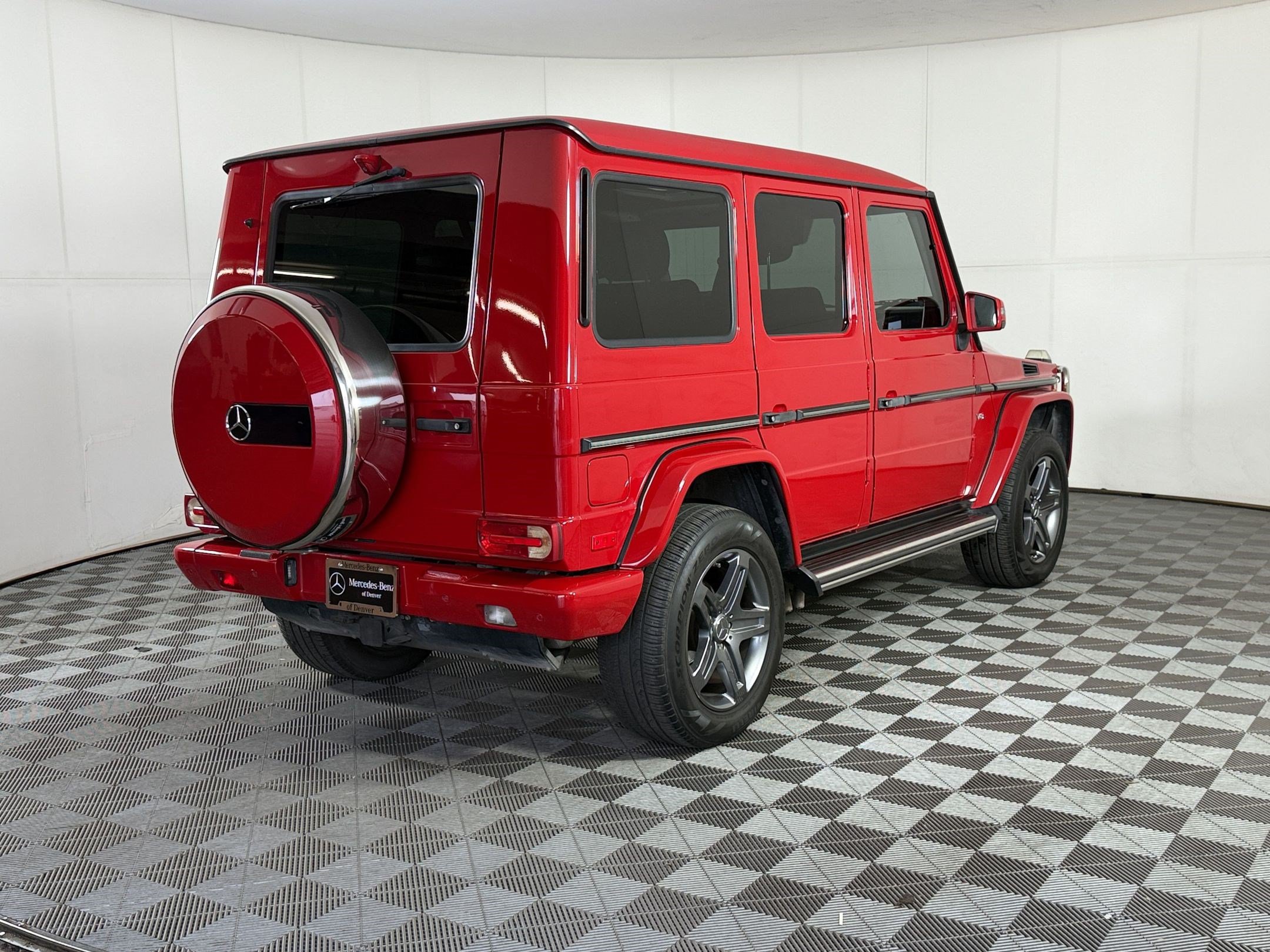 Used 2016 Mercedes-Benz G 550 image 9