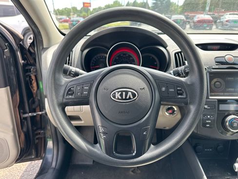 Used 2012 Kia Forte EX w/ Tech Pkg FWD image 11