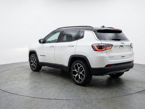 Used 2025 Jeep Compass Limited AWD/4WD image 6
