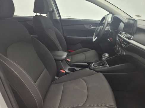 Used 2020 Kia Forte LXS image 21