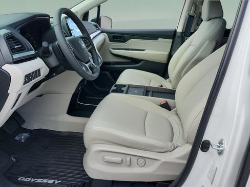 New 2026 Honda Odyssey EX-L image 9