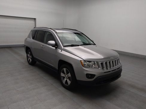 Used 2017 Jeep Compass High Altitude image 13