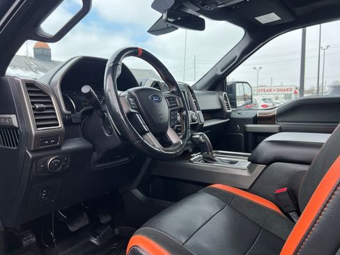 Used 2017 Ford F150 Raptor w/ Equipment Group 802A Luxury image 2