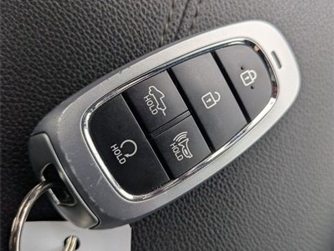 Certified 2023 Hyundai Santa Cruz Limited w/ Cargo Package image 34