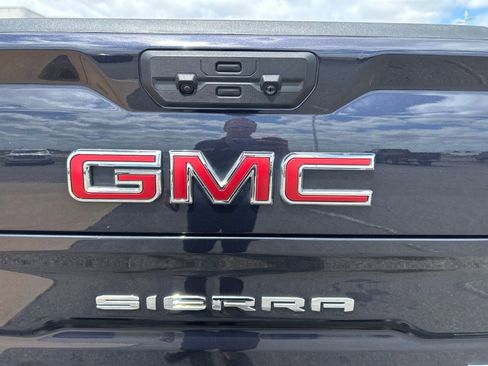 Used 2025 GMC Sierra 1500 Elevation AWD/4WD image 12