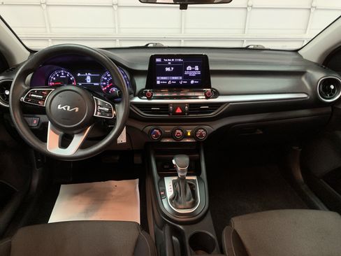 Used 2023 Kia Forte LXS image 15