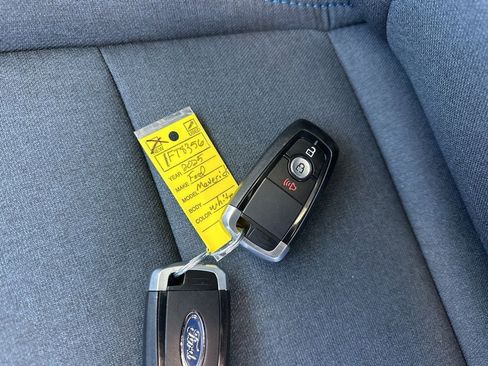 Used 2025 Ford Maverick XLT w/ Equipment Group 302A image 31