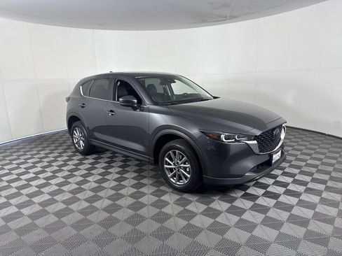 Used 2023 MAZDA CX-5 AWD 2.5 S w/ Select Package image 2