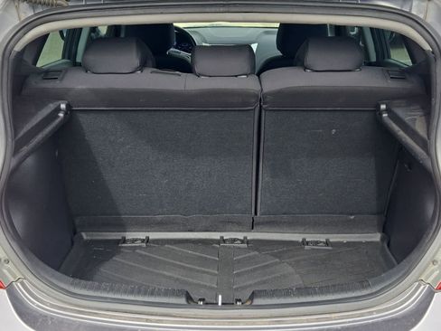 Used 2013 Hyundai Accent SE FWD image 32