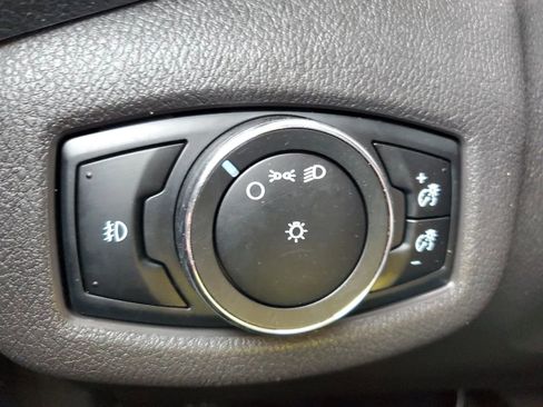 Used 2017 Ford Transit Connect XLT image 30