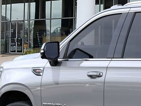 New 2026 GMC Yukon XL Denali image 12