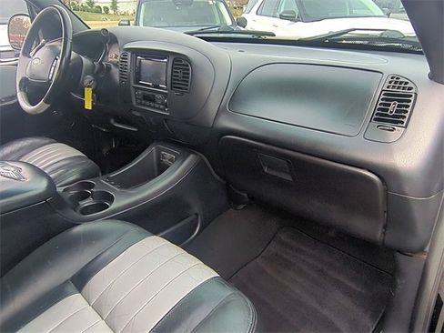 Used 2003 Ford F150 Harley-Davidson image 35