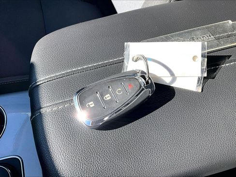 Used 2023 Chevrolet Blazer LT image 35