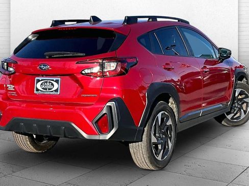 Used 2024 Subaru Crosstrek 2.5i Limited w/ Crosstrek Mirror Package image 11