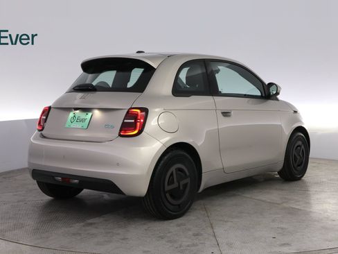 Used 2025 FIAT 500 e FWD image 3