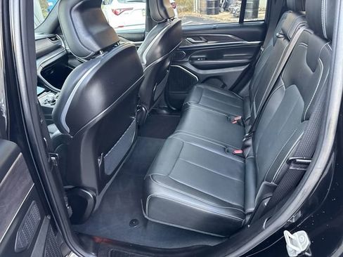 Used 2023 Jeep Grand Cherokee Overland w/ Adv Protech Group III image 24