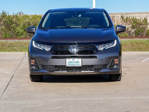 Certified 2026 Honda Odyssey Touring image 6