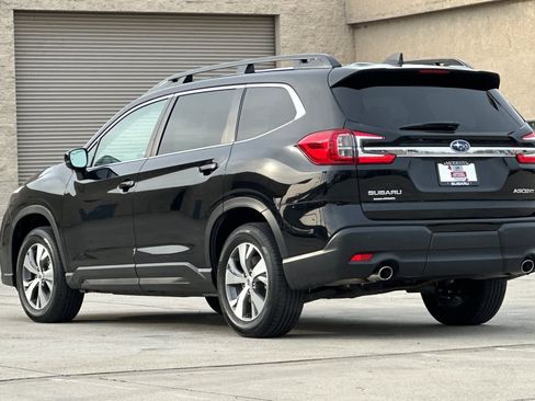 Certified 2025 Subaru Ascent Premium w/ Popular Package #2 image 5