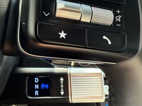 Used 2025 Hyundai Santa Fe Limited image 37