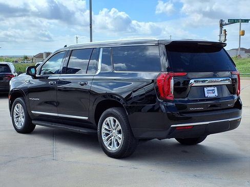 Used 2024 GMC Yukon XL SLT w/ SLT Luxury Package RWD image 5