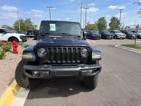 Used 2019 Jeep Wrangler Unlimited Sahara w/ Quick Order Package 24M Moab AWD/4WD image 7