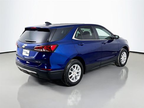 Used 2023 Chevrolet Equinox LT AWD/4WD image 9
