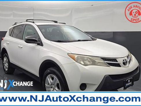 Used 2013 Toyota RAV4 LE AWD/4WD image 1